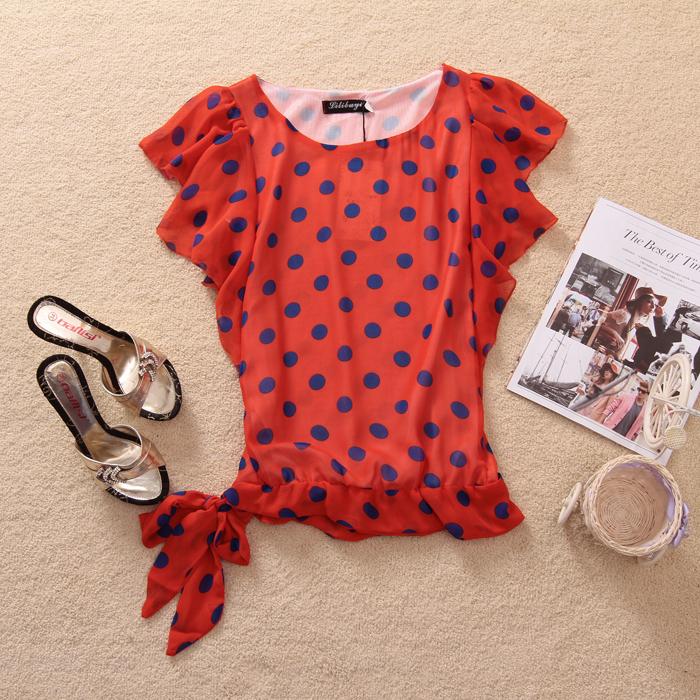 Hot-selling female summer dot polka dot chiffon shirt ruffled pleated sleeve chiffon shirt (WC001)