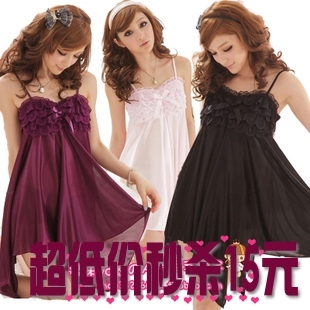 Hot-selling hot-selling summer spaghetti strap nightgown female lace sexy sleepwear faux silk nightgown female sleepwear lounge