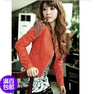 In autumn 2012, the new round PU Leather Zip rivet Korean long-sleeved jacket