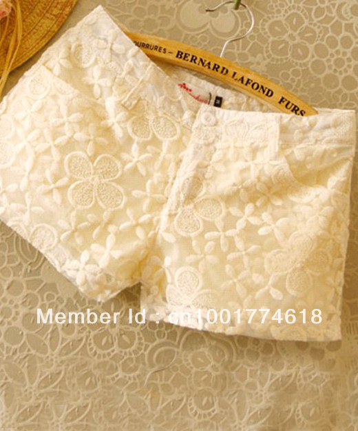 Lace hook flower beautiful all-match short pants