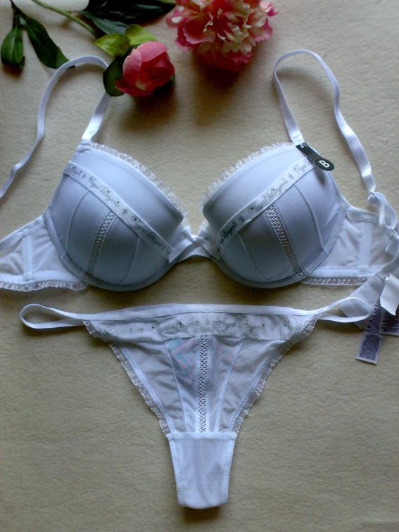 Ladies' bra sets, sexy bra and briefs, ladies brassiere, Free shipping,White color, High quality Christmas gift