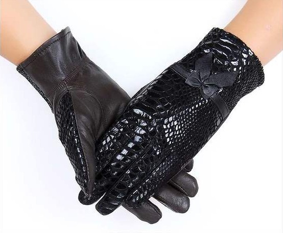 ladies' butterfly leather glove,high quality sheep leather winter warm gloves,fashion gloves 1010099