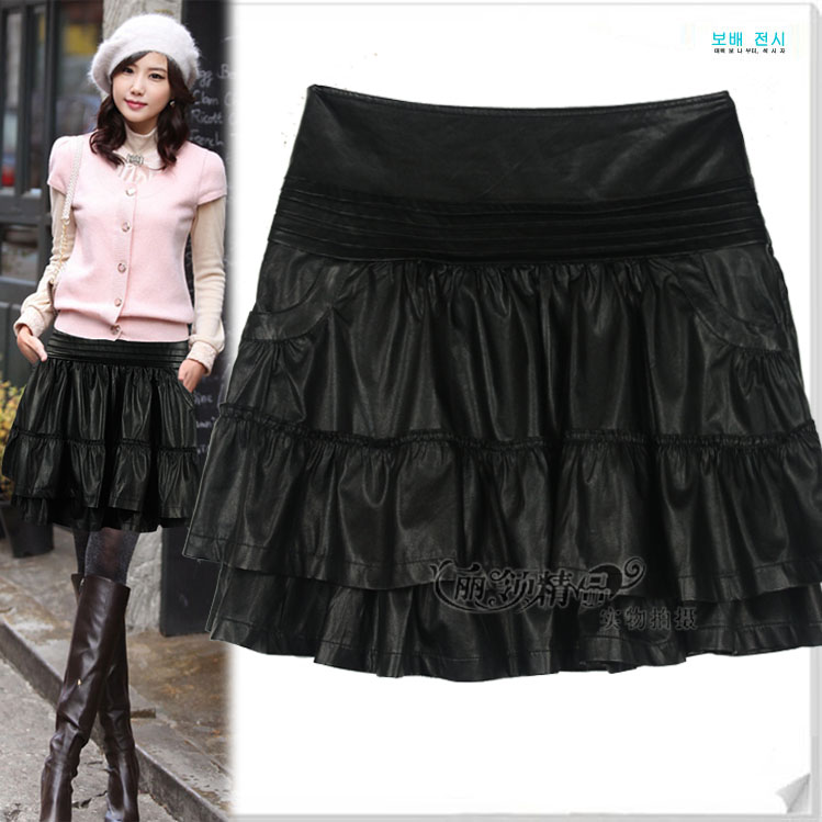 Leather short skirt bust skirt pleated ruffle pleated multi-layer slim hip all-match professional dress 1002