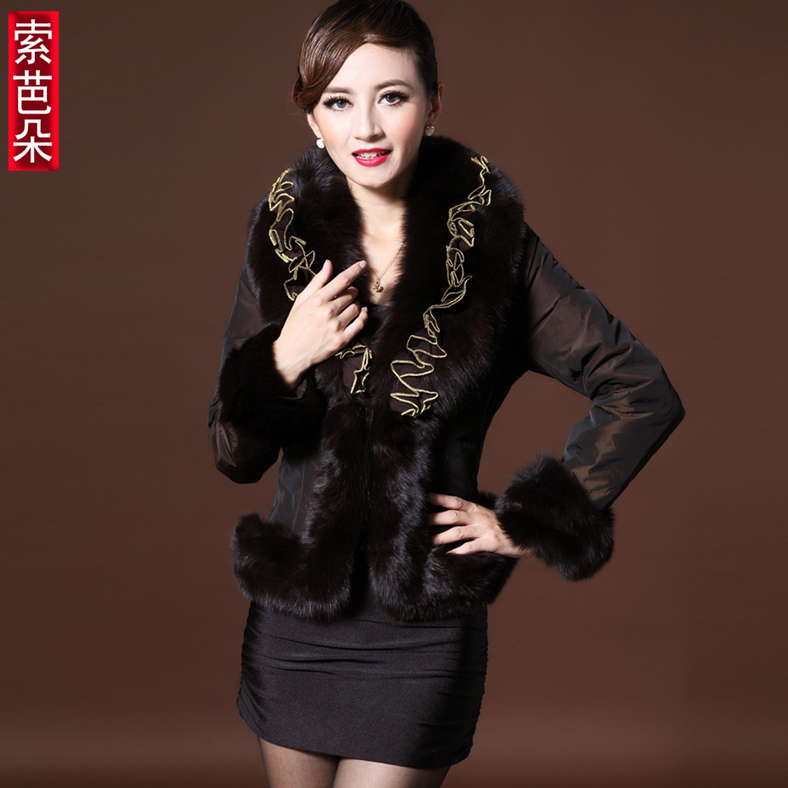 Luxurious fox fur white goose down winter new arrival outerwear short design down coat