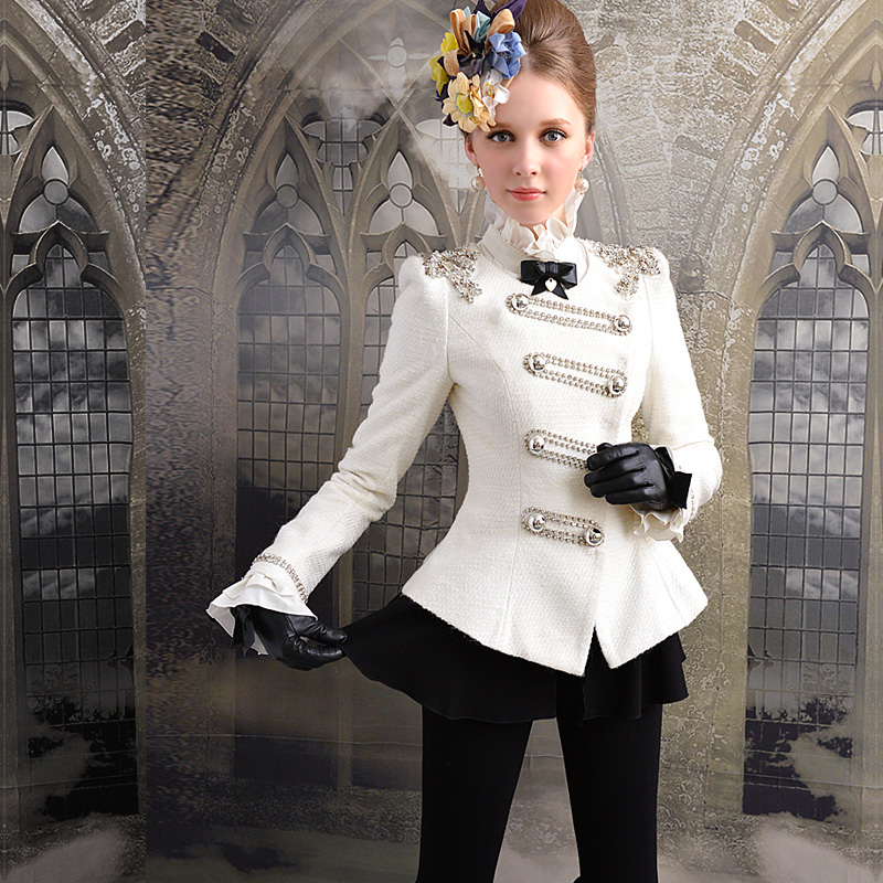 Luxury decoration white baroque handsome short jacket 12.12