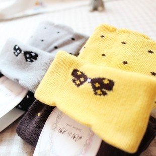 Min Order $10(mixed order)Cute POLKA DOT BOW  cotton socks flanging winter socks WHOLESALE FREE SHIPPING