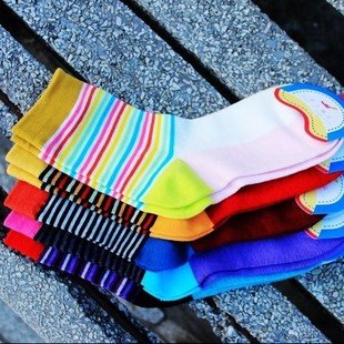 Min Order $10(mixed order)Lovely rainbow autumn stripe color matching ladies cotton socks WHOLESALE FREE SHIPPING