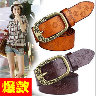 Min.order is $10 Mix order free shipping wholesale fashion Plum Buckle Leather Ladies Belt