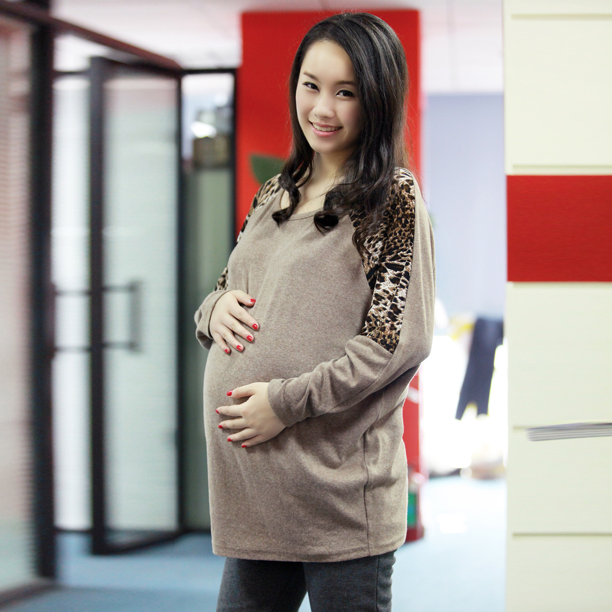 Mommas maternity autumn top fashion leopard print patchwork long-sleeve T-shirt loose clothing 96627