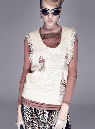 MOONBASA 2012 beads cutout wool-knitted vest 074211302