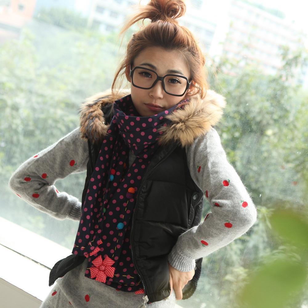 New arrival 2012 quality Women winter down vest hooded