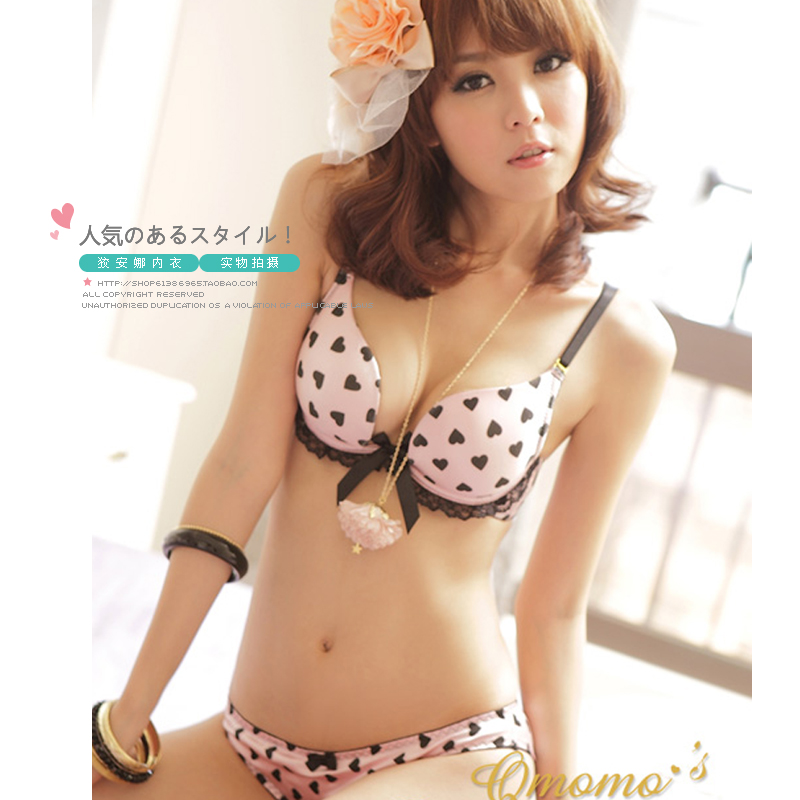 New arrival w princess sexy centralized bra seamless satin love underwear set