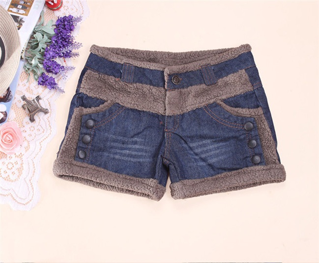 New Bull-puncher Female Wool Edge Shorts Jeans Lady Rolled Edge Shorts Bootcut for Woman