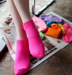 New cotton women  colorful sports ankle socks weekly socks  wholesale 50pairs/lot