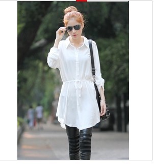 New European and American Long waist-collecting lace-patchwork turn-down collar free-matching shirt S5926