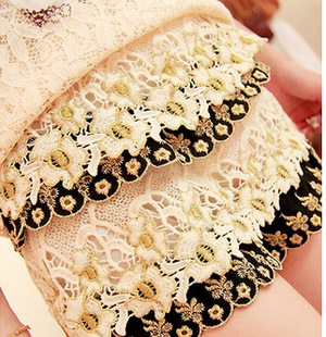 new hot Personality good quality sweet crochet gold embroidery lace spring and summer autumn Women Skorts free shipping promotin