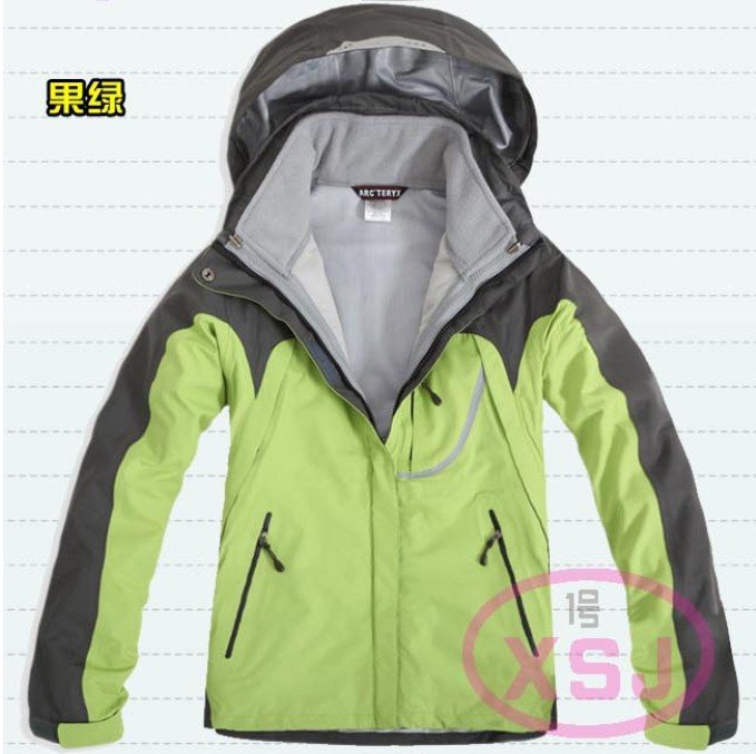 new ladies' jacket  Caulking windproof  liner outdoor clothes  women cold fleece  in two-piece  warm jackets  free shipping