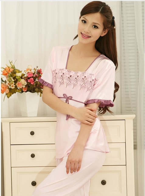 New pajamas female summer lovely short sleeve shorts lady emulation silk leisure wear suit