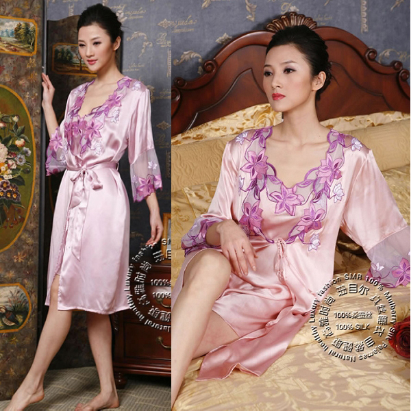 Noble Pure silk sleepwear female embroidered robe bathrobes sexy spaghetti strap twinset sm9606