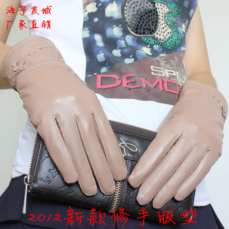 PROMOTION! Free Shipping! 2012 Sheepskin gloves female winter elegant genuine leather gloves thickening thermal