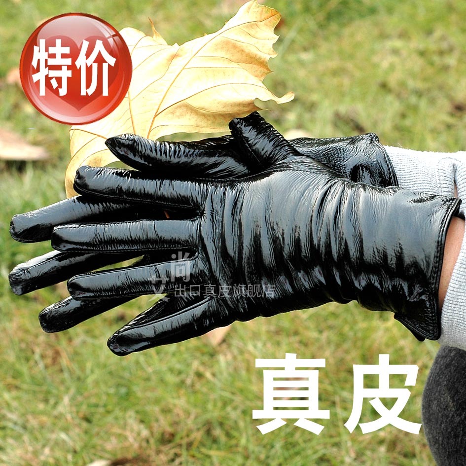 PROMOTION! Free Shipping! Japanned leather genuine leather gloves women's shiny winter thermal suede gloves fashion