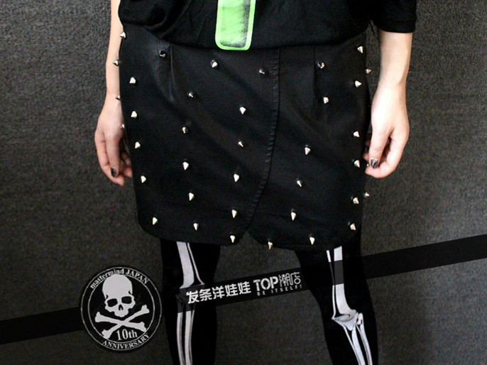 punk Rock ! rivet PU leather skirt short skirt rock roll style free shipping