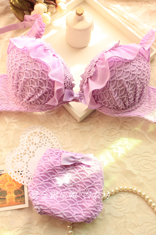 Purple noble sexy deep V-neck underwear thickening 3 breasted women's adjustable bra set