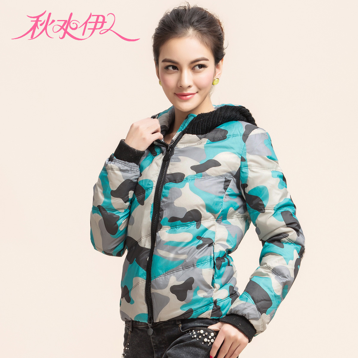 QIUSHUIYIREN 2012 winter army print knitted with a hood short down coat 624115136 design