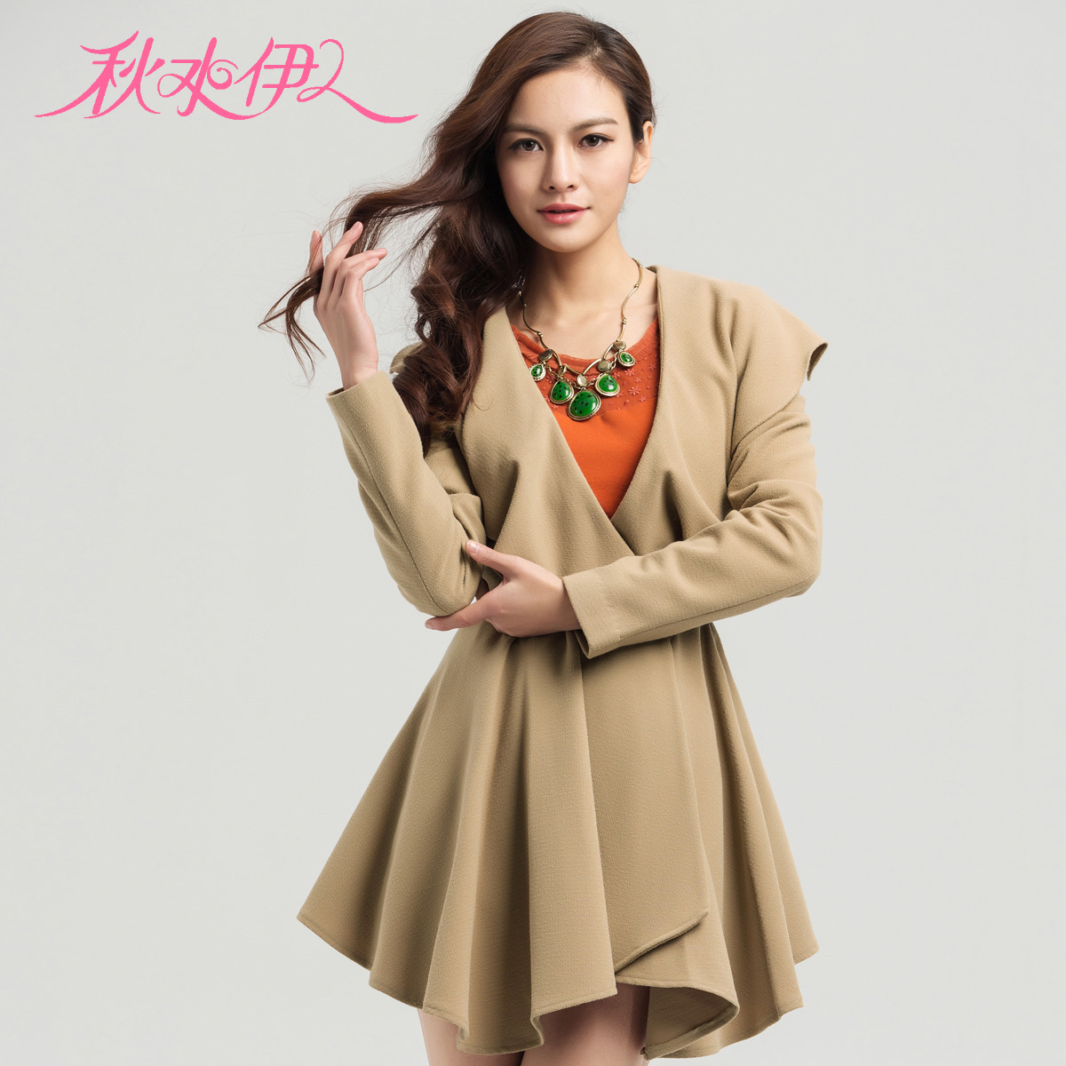 QIUSHUIYIREN 2013 spring gentlewomen elegant slim trench