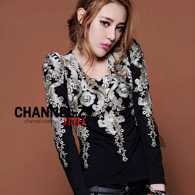 Real shot autumn and winter in Europe and the United States court Baroque bronzing embroidery lace Slim primer Puff Sleeve T-shi