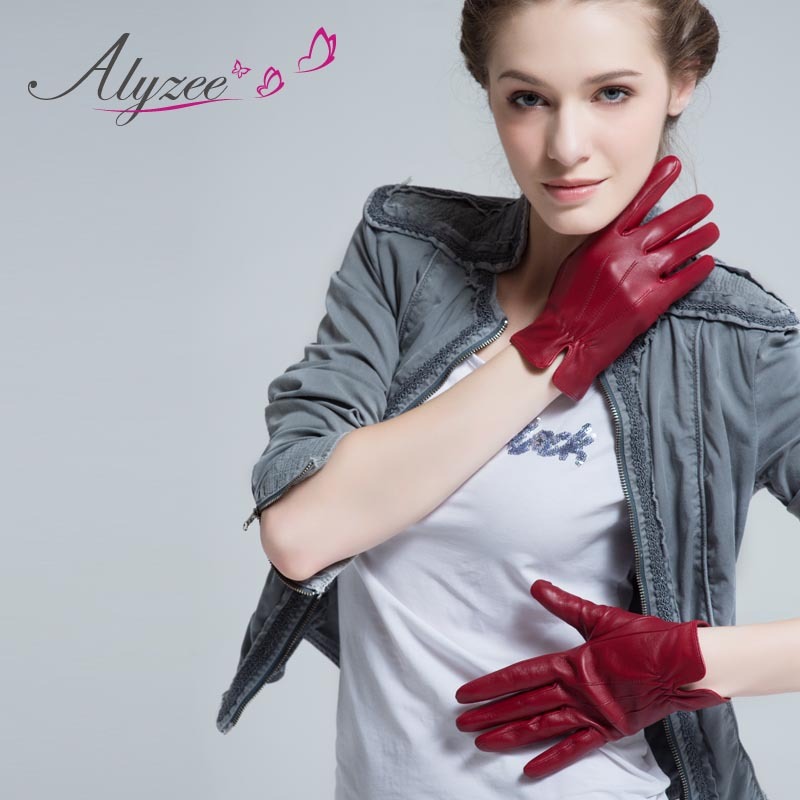 Red gloves women's genuine leather sheepskin short design winter thermal gloves,free shipping