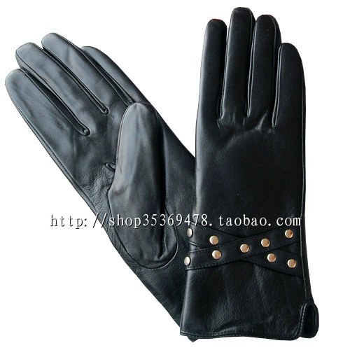 Rivet autumn and winter fashion rivet suede genuine leather gloves fashion