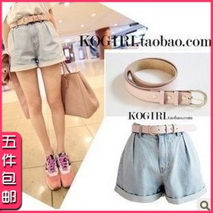 Roll up hem light color pleated high waist denim shorts light pink strap