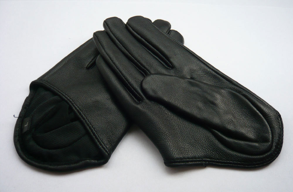 Sexy City Women's halter style semi-palm Leather Gloves Size L black