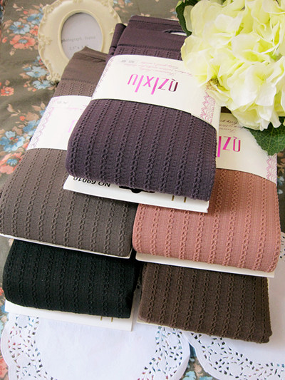 Single step twist vertical stripes legging socks stovepipe plus velvet pantyhose wz034