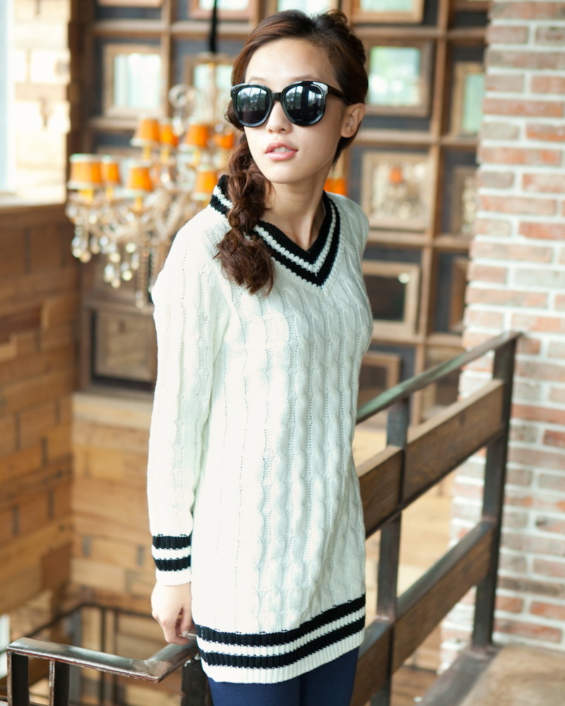 Sisouhor V-neck sweater twisted slim sweater color block sweater - 20755 free shipping