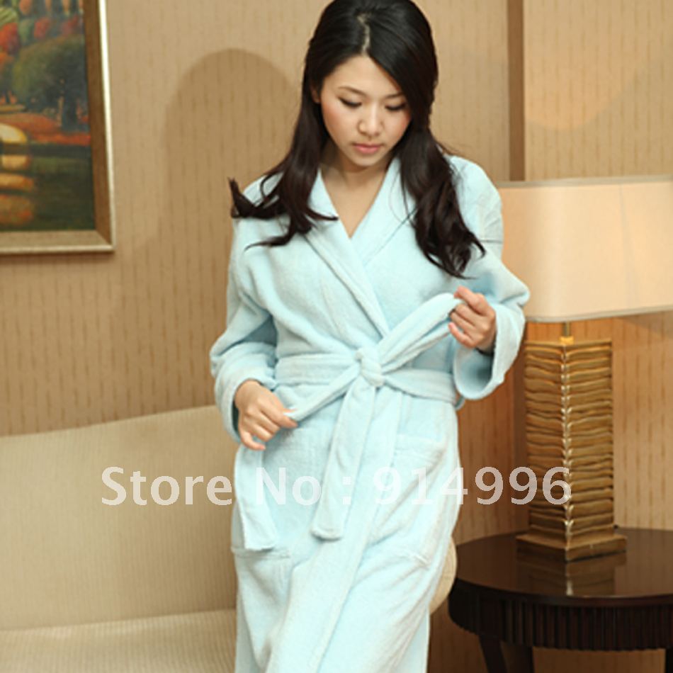 Softest world coral fleece robe bathrobes autumn and winter thickening sleepwear female chromophous