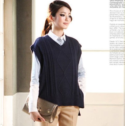 Spring 2013 women's sz sleeveless sweater sweater