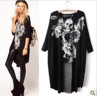 spring and summer 2013 women Plus Size loose star style chiffon avant-garde skulls long dovetail rock T-shirt Batwing coat shirt