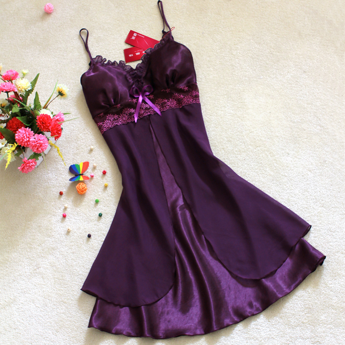 Spring and summer hot-selling faux silk lace spaghetti strap nightgown sexy chiffon gauze nightgown sexy sleepwear female