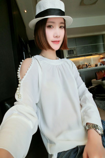 Spring and summer women's sexy strapless chiffon shirt pearl loose T-shirt o-neck long-sleeve pullover air conditioning shirt