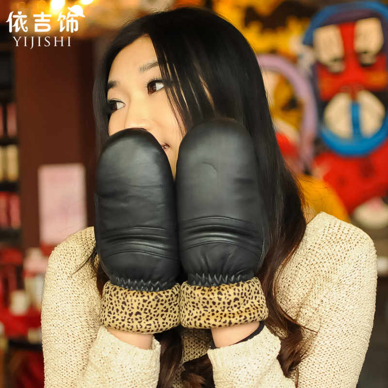 Spring leopard print suede women's leather gloves thickening wool thermal mitten