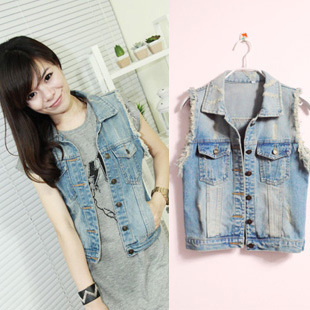 Spring new female Korean fashion ladies nail bead denim waistcoat, plus size vest hole vest small coat