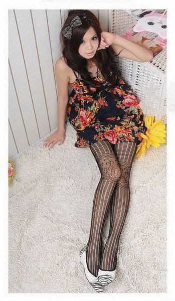 Straight jacquard super stylish sexy fishnet stockings hollow socks, retro socks, pantyhose stockings with pants