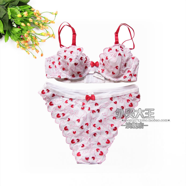 Summer 2012 women's romantic sexy lace heart embroidery ultra-thin wn104 underwear set