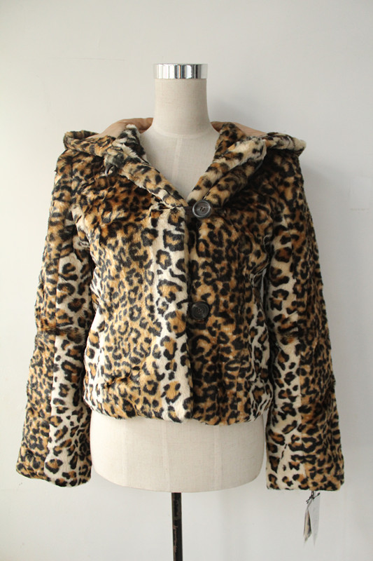 Tao winter leopard print faux hooded short design coat