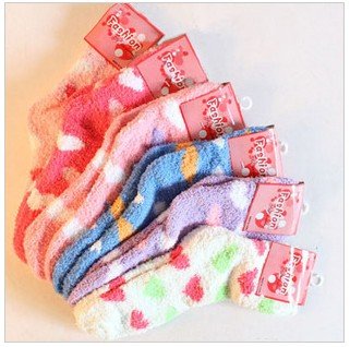 The latest style, thick Plush heart-shaped candy love coral cashmere socks, 100 per pack =50, free shipping