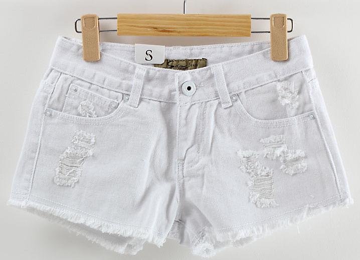 The new spring summer autumn winter joker female hole white bull-puncher knickers nightclub, hot pants big yards