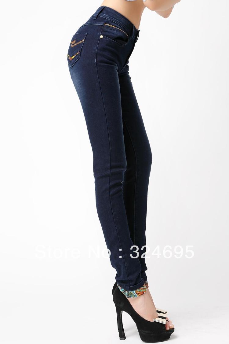 The new two tees can fold feet pencil jeans female trousers