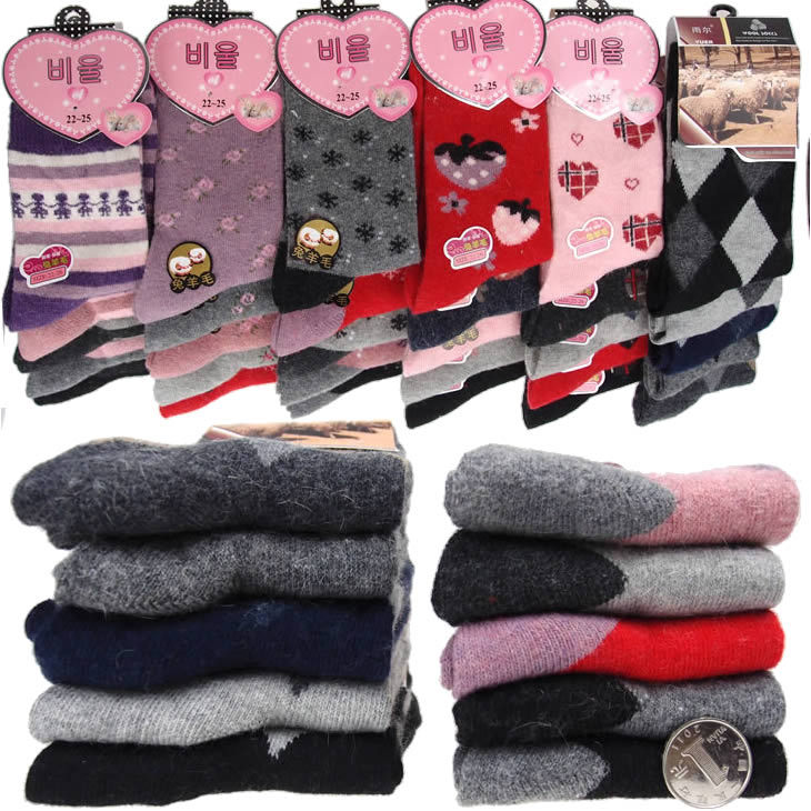 The Special Clearance exports Han Guoqiu Winter Rabbit wool thick warm socks for men and women